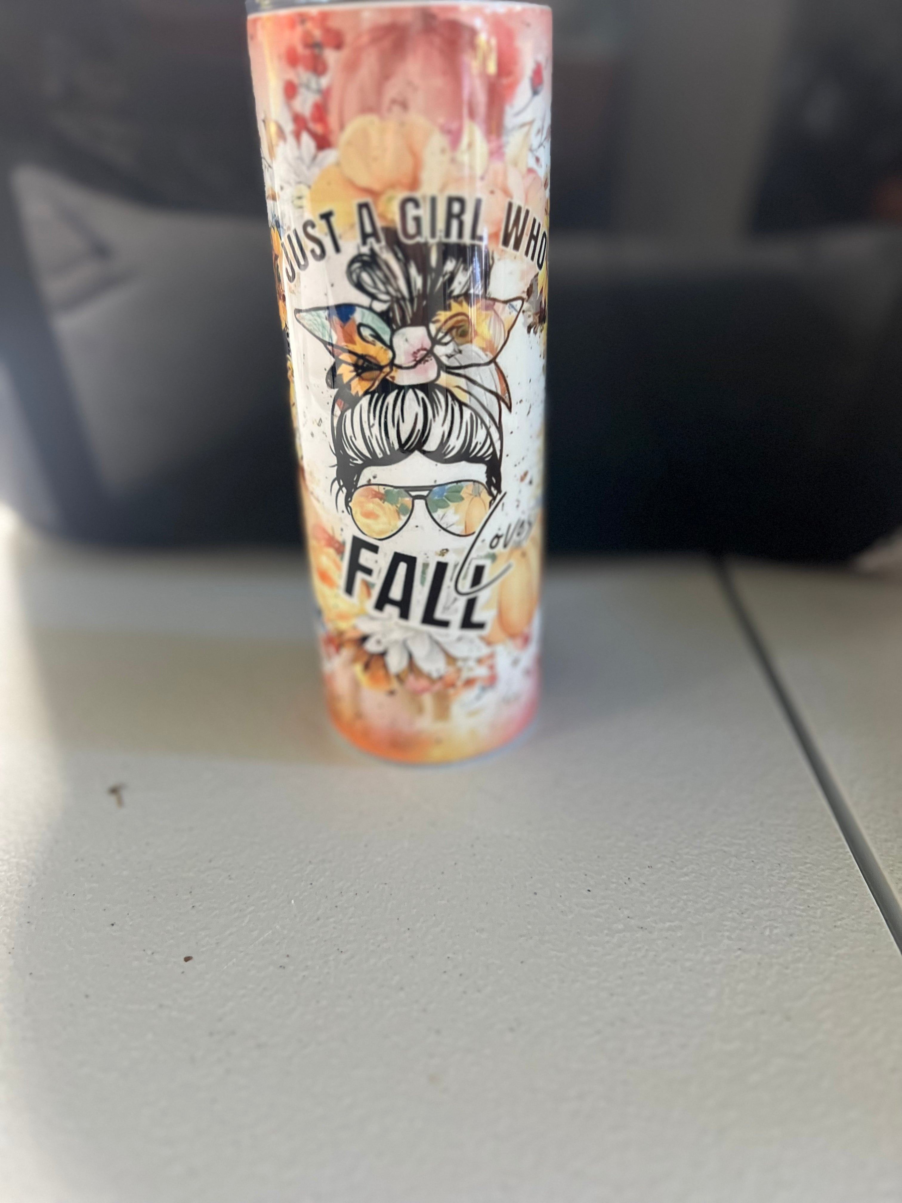 20oz Just girl who loves fall tumbler